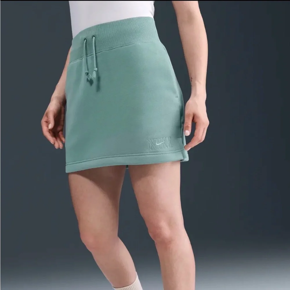 Nike Sportswear Fleece Mini Skirt Sage Green Drawstring NWT Size L